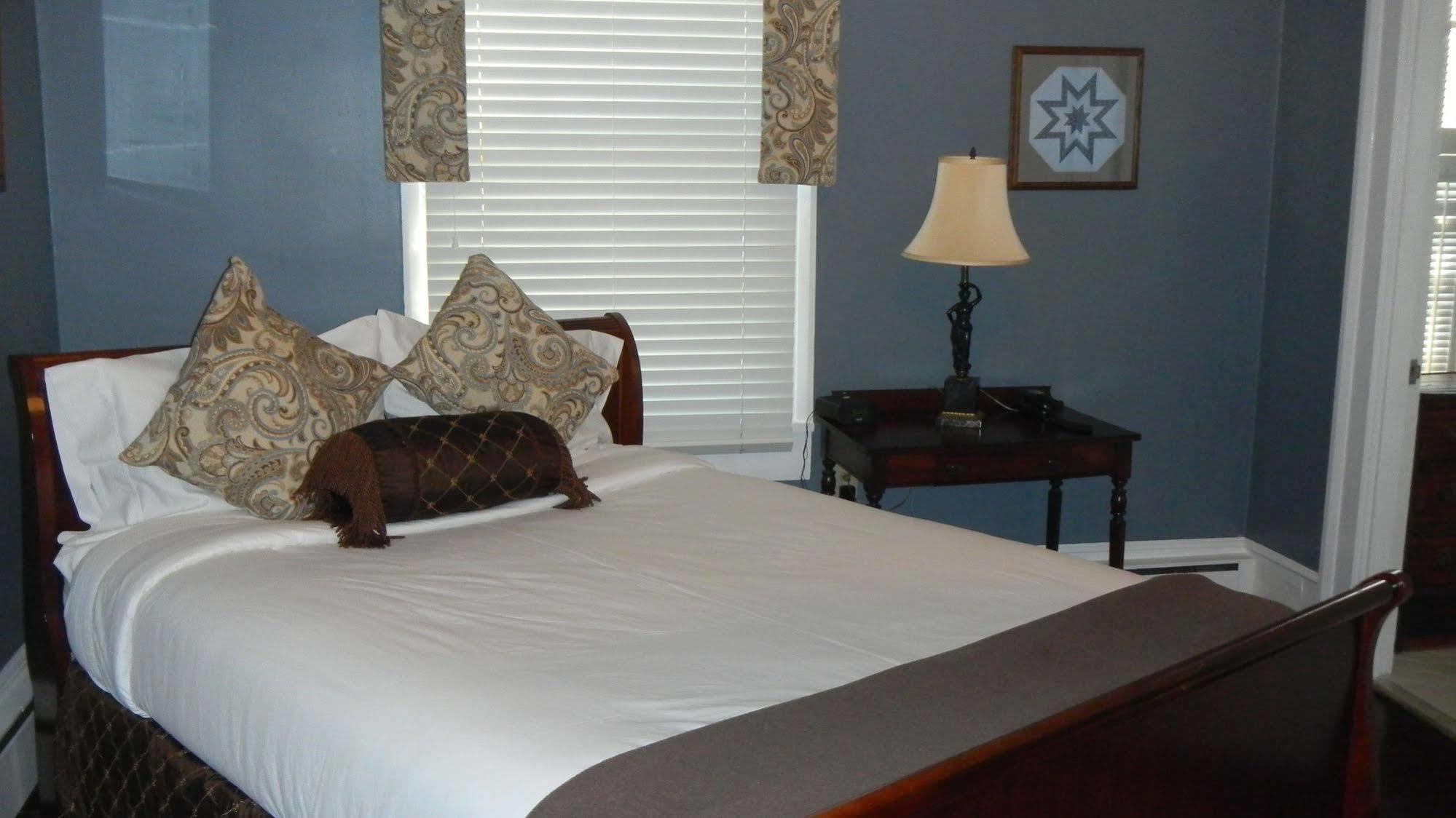 The Ashford Inn Clinton Екстер'єр фото